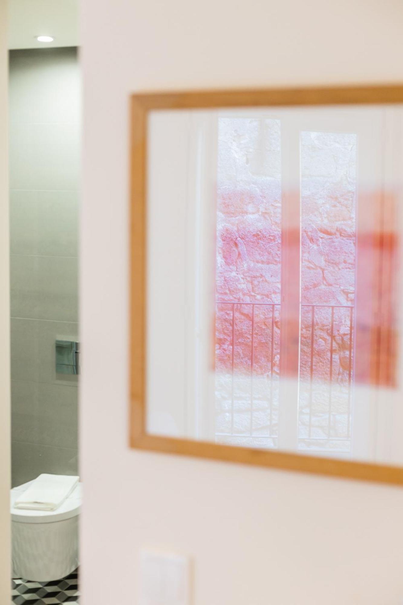 Clerigos Tower - Experience In Porto Apartment Room photo